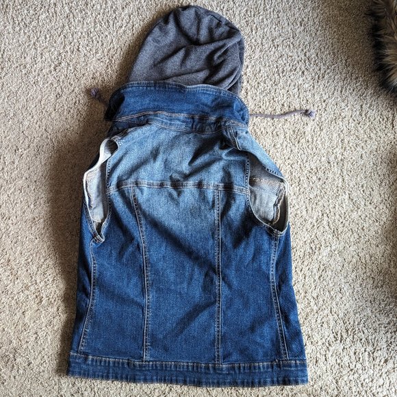 Guess Denim Vest with Hood - Picture 2 of 4